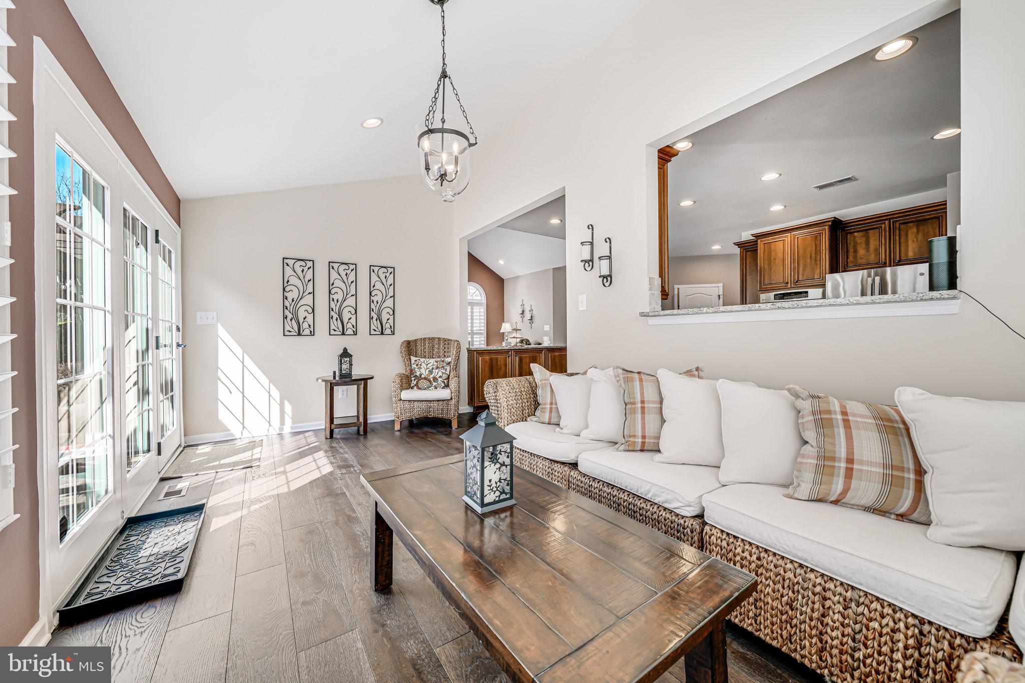 SOUTH RIDING - Residential