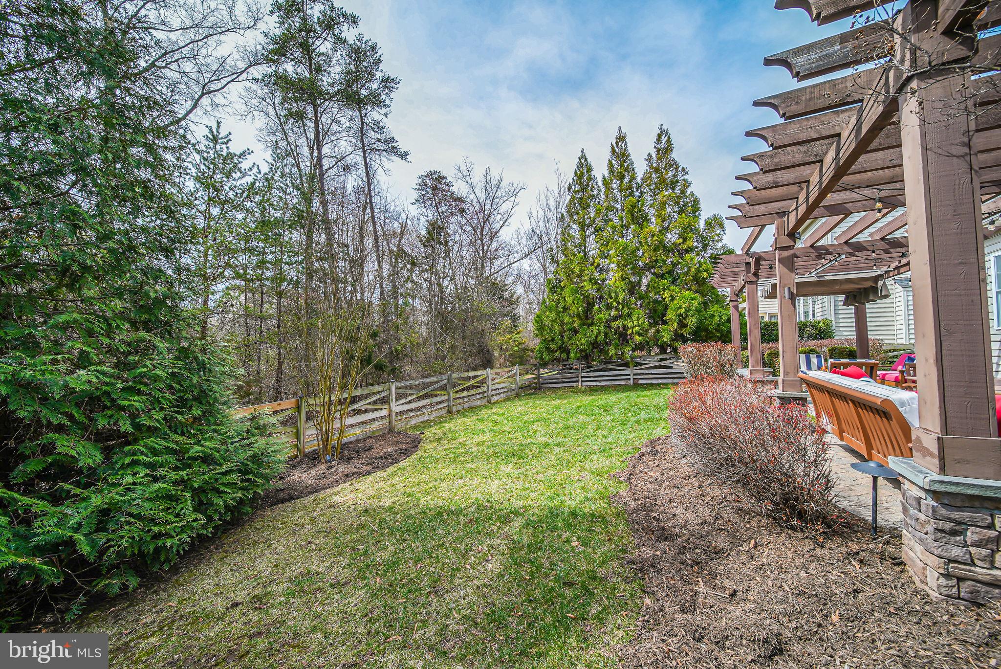 SOUTH RIDING - Residential