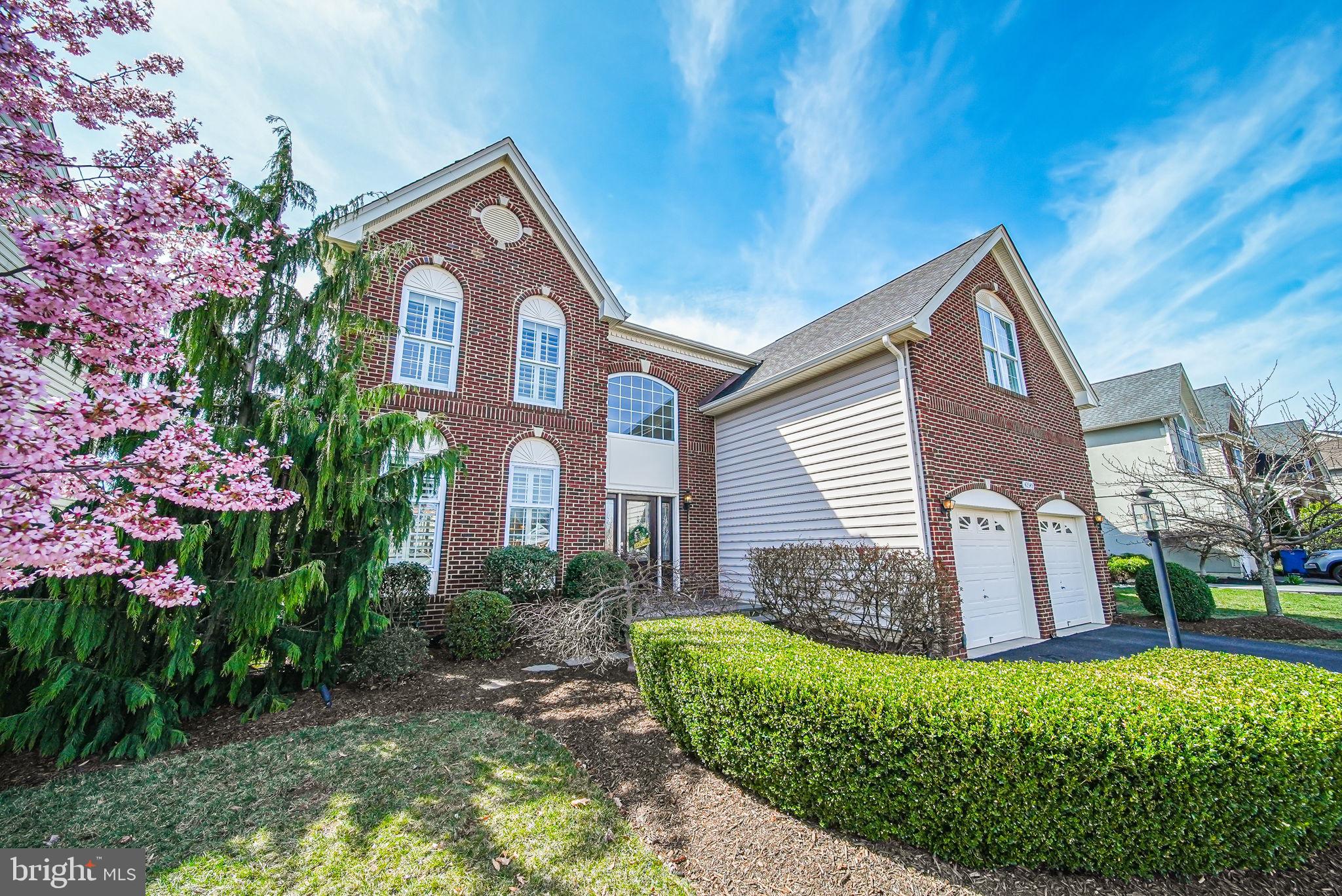 SOUTH RIDING - Residential