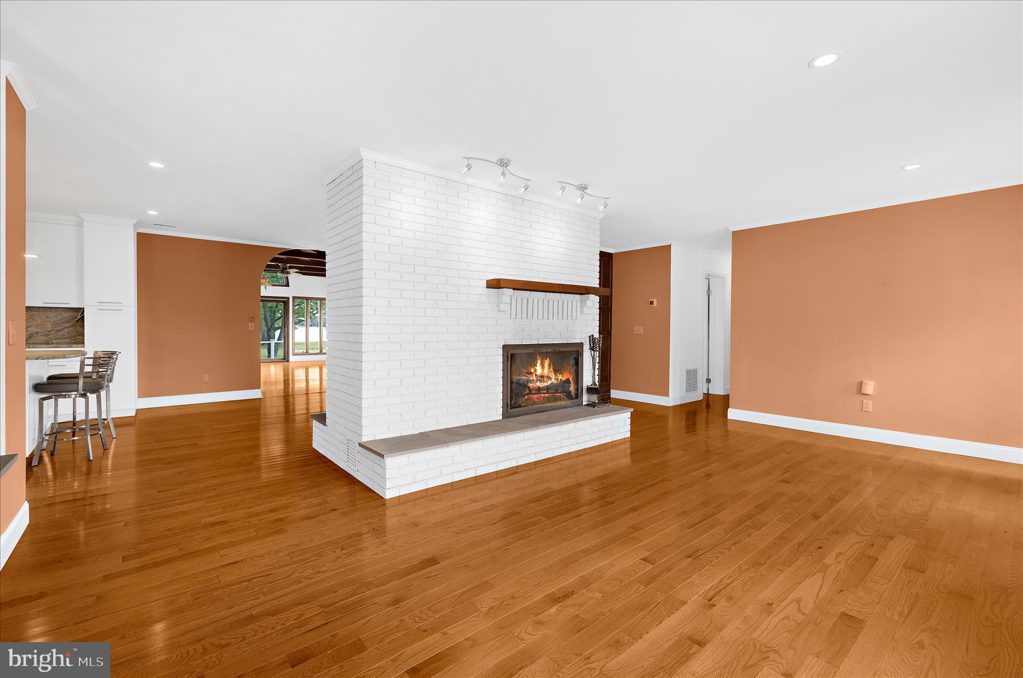 MOUNT PLEASANT - Residential