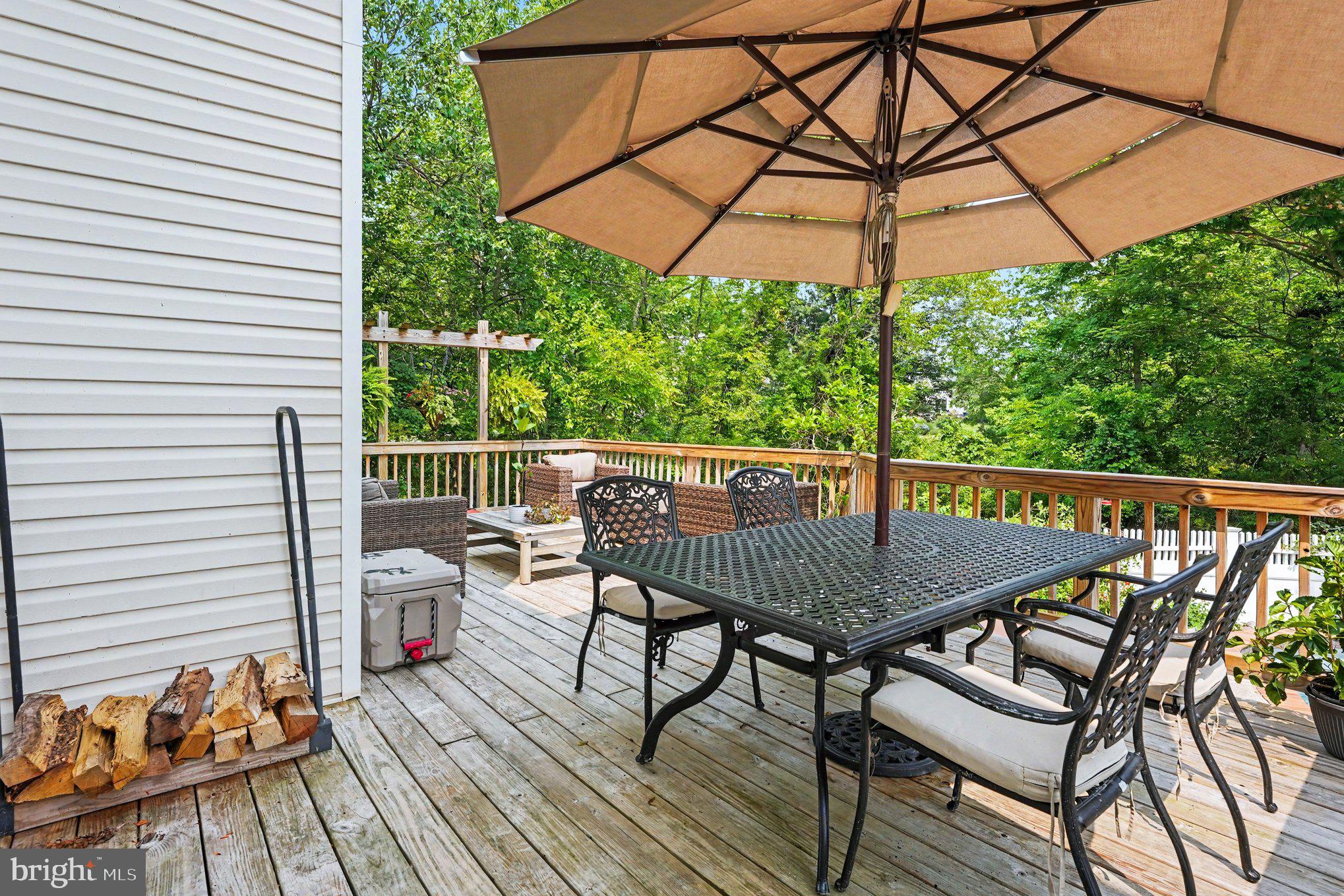 WALNUT GROVE - Residential