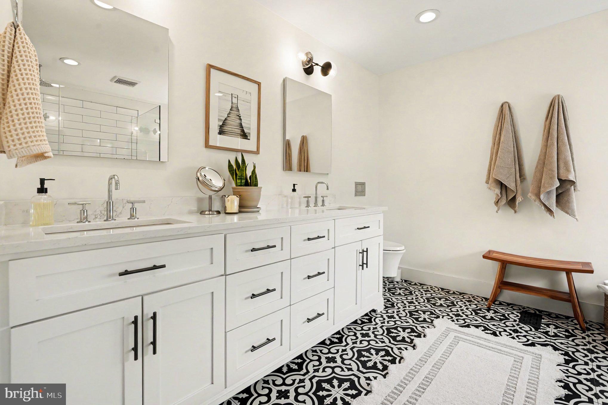 WALNUT GROVE - Residential