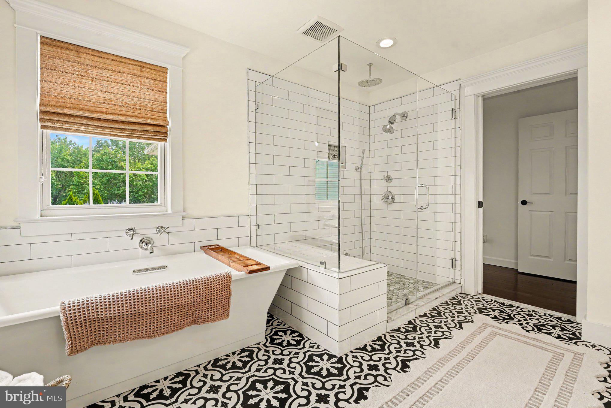 WALNUT GROVE - Residential