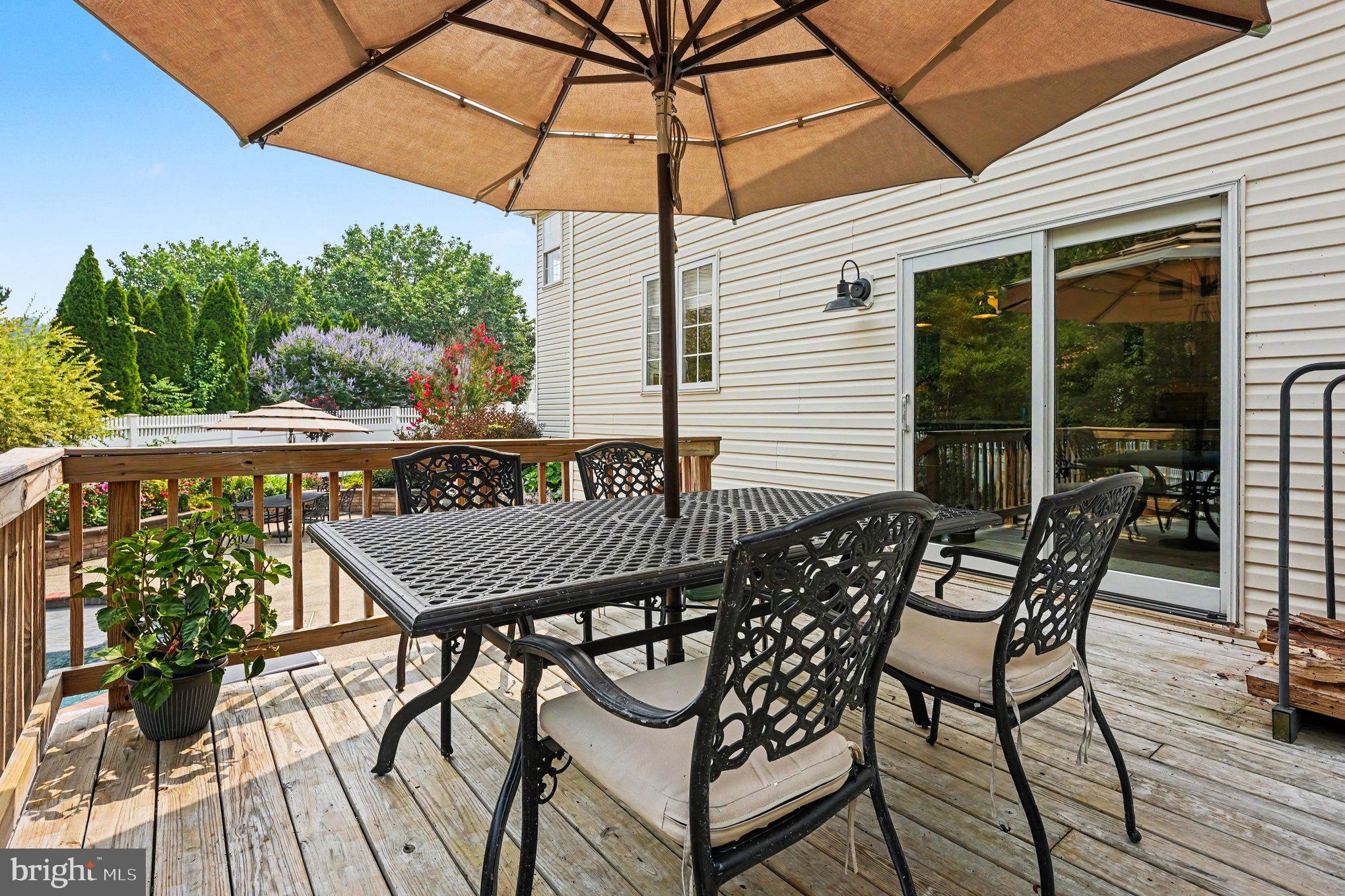 WALNUT GROVE - Residential