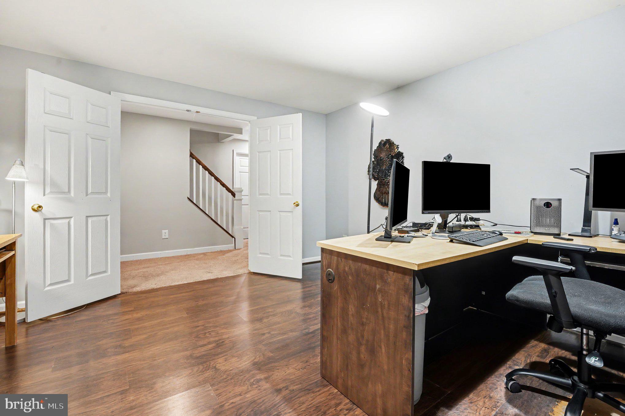 WALNUT GROVE - Residential