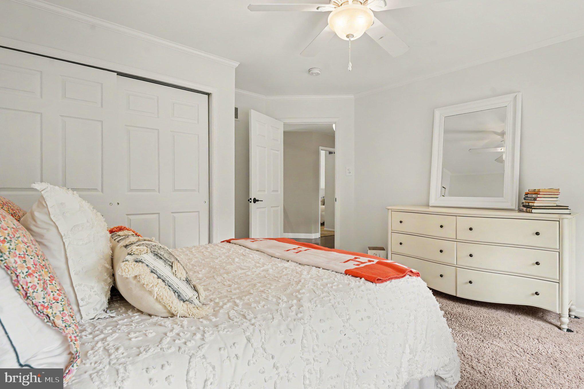 WALNUT GROVE - Residential