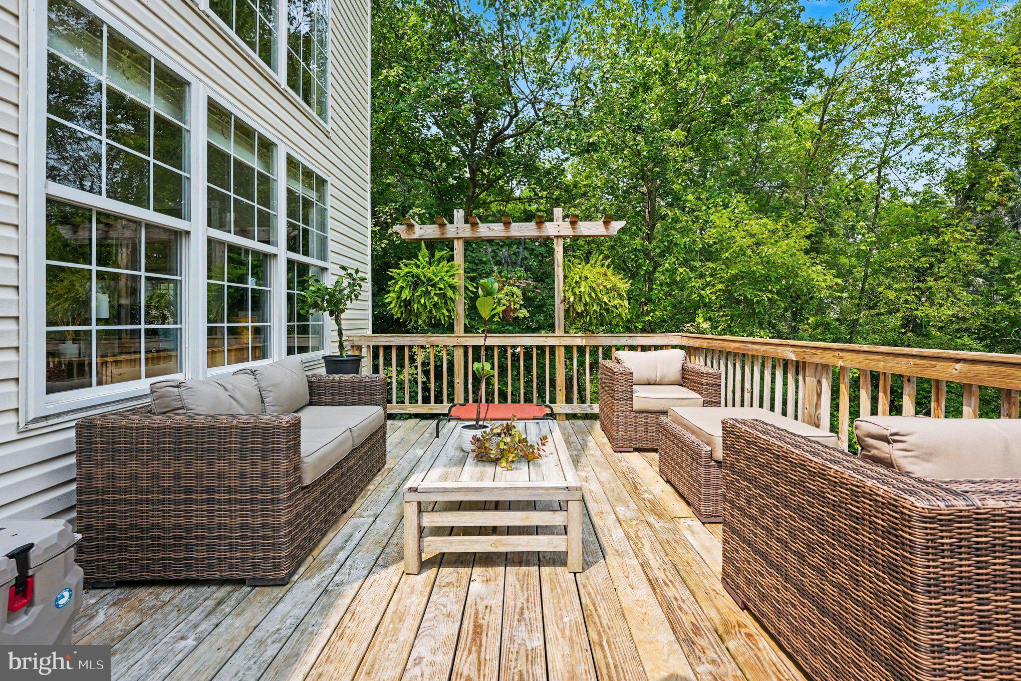 WALNUT GROVE - Residential