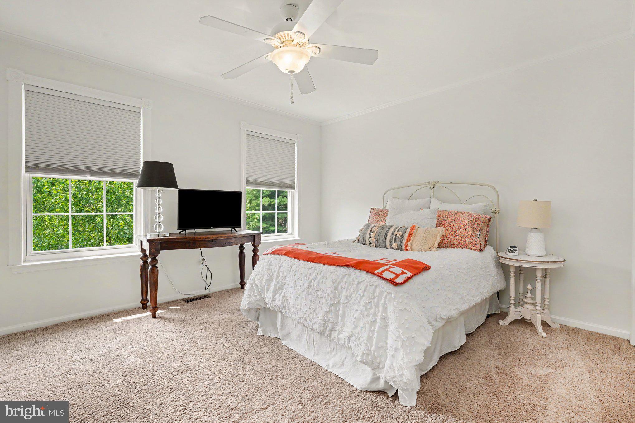 WALNUT GROVE - Residential