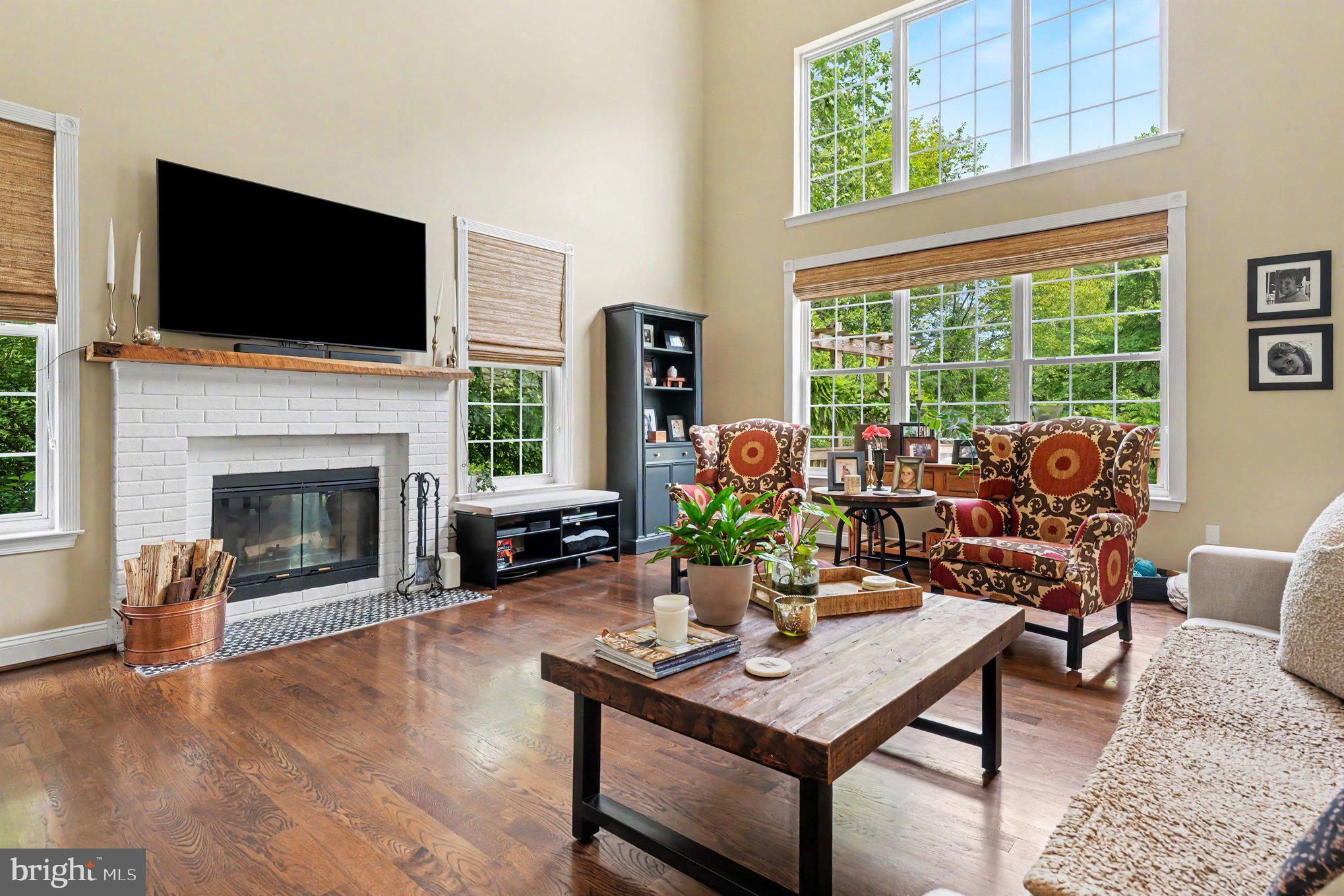 WALNUT GROVE - Residential