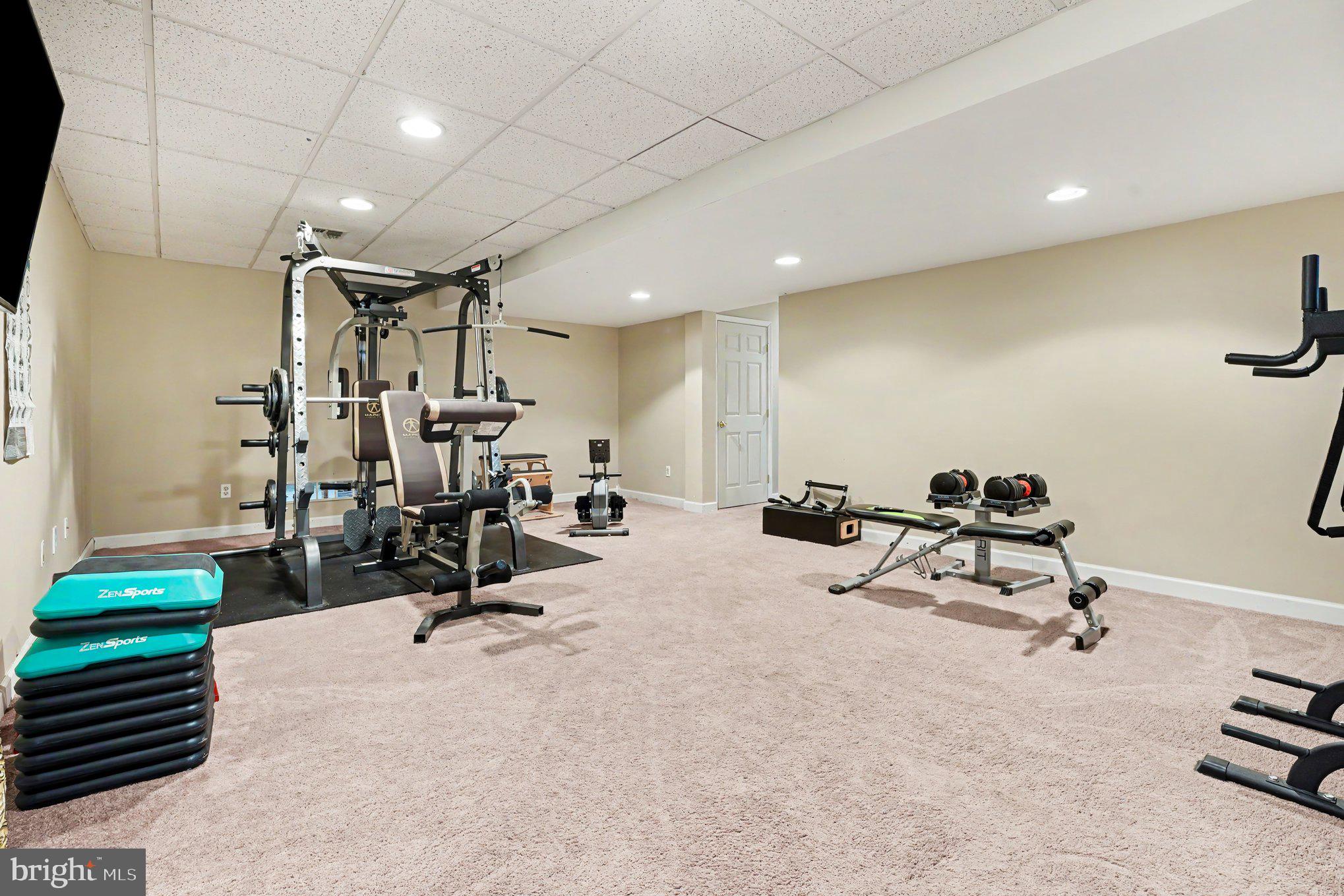 WALNUT GROVE - Residential