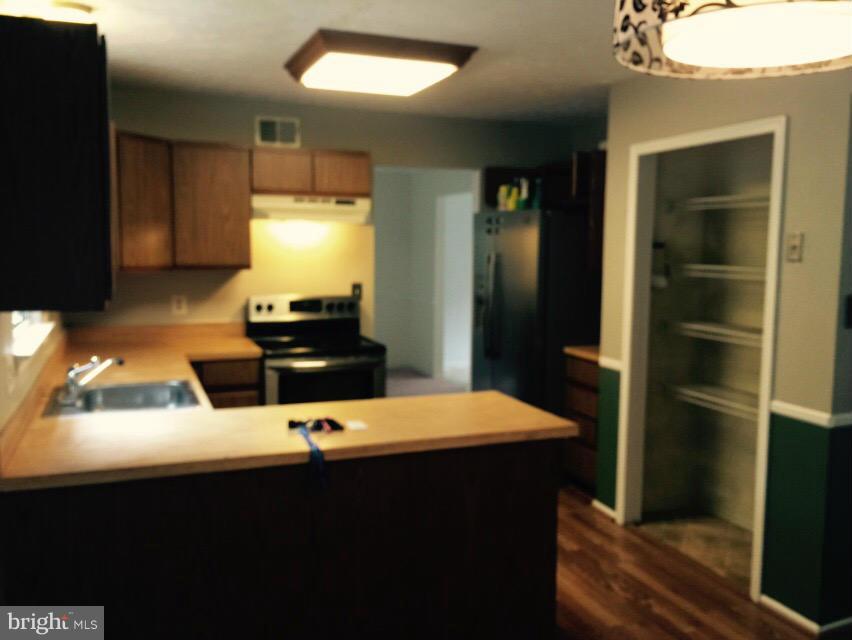 HOLLAWAY ESTATES - Residential