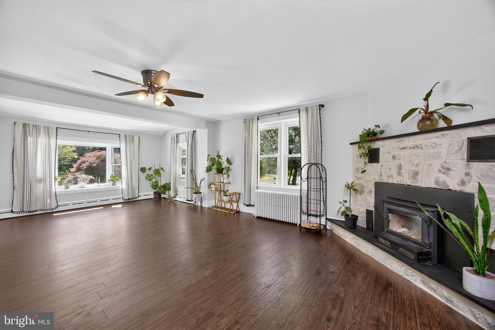 SADSBURY VILLAGE - Residential