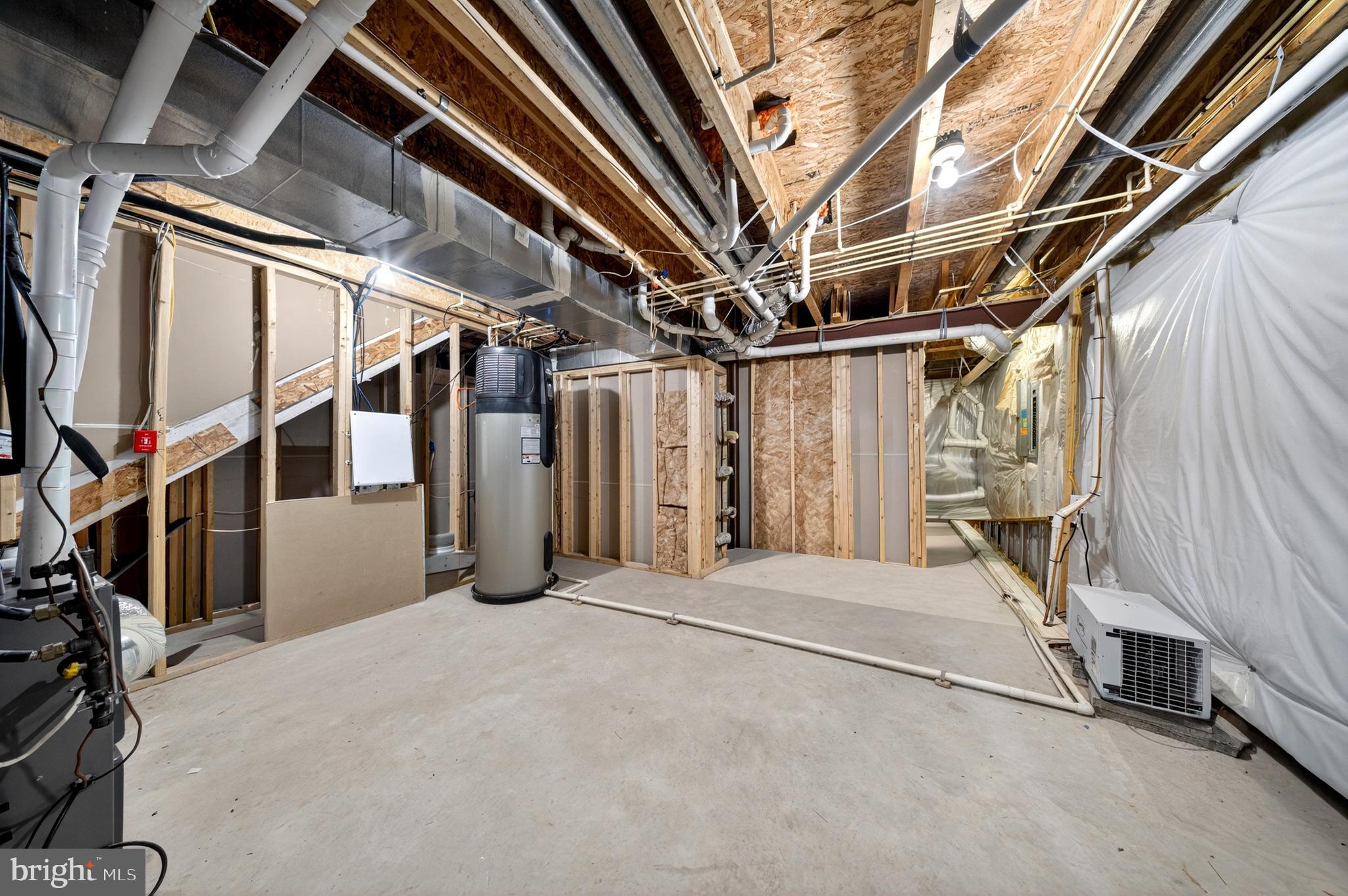 GRANDE AT CANAL POINTE - Residential