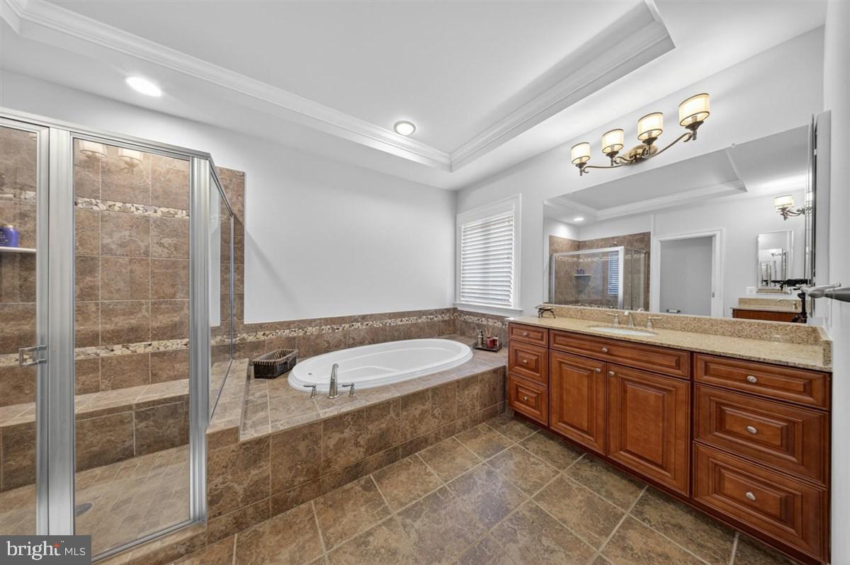 GRANDE AT CANAL POINTE - Residential