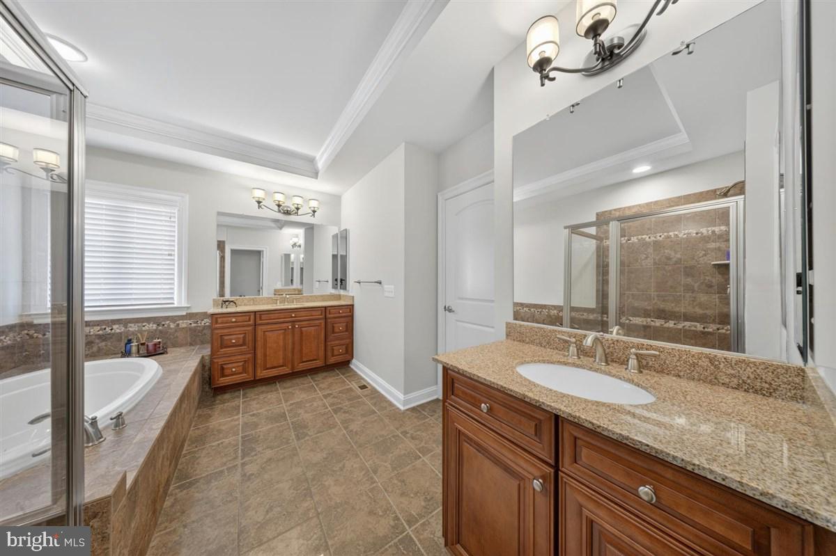 GRANDE AT CANAL POINTE - Residential