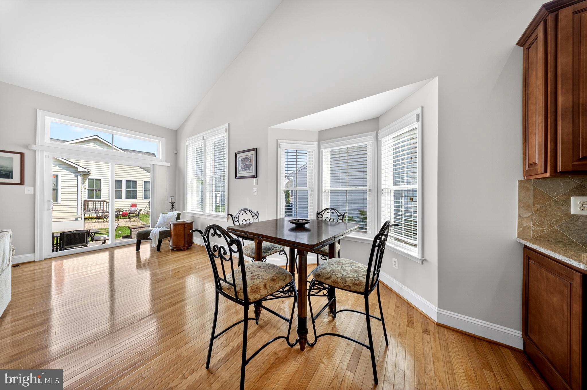 GRANDE AT CANAL POINTE - Residential
