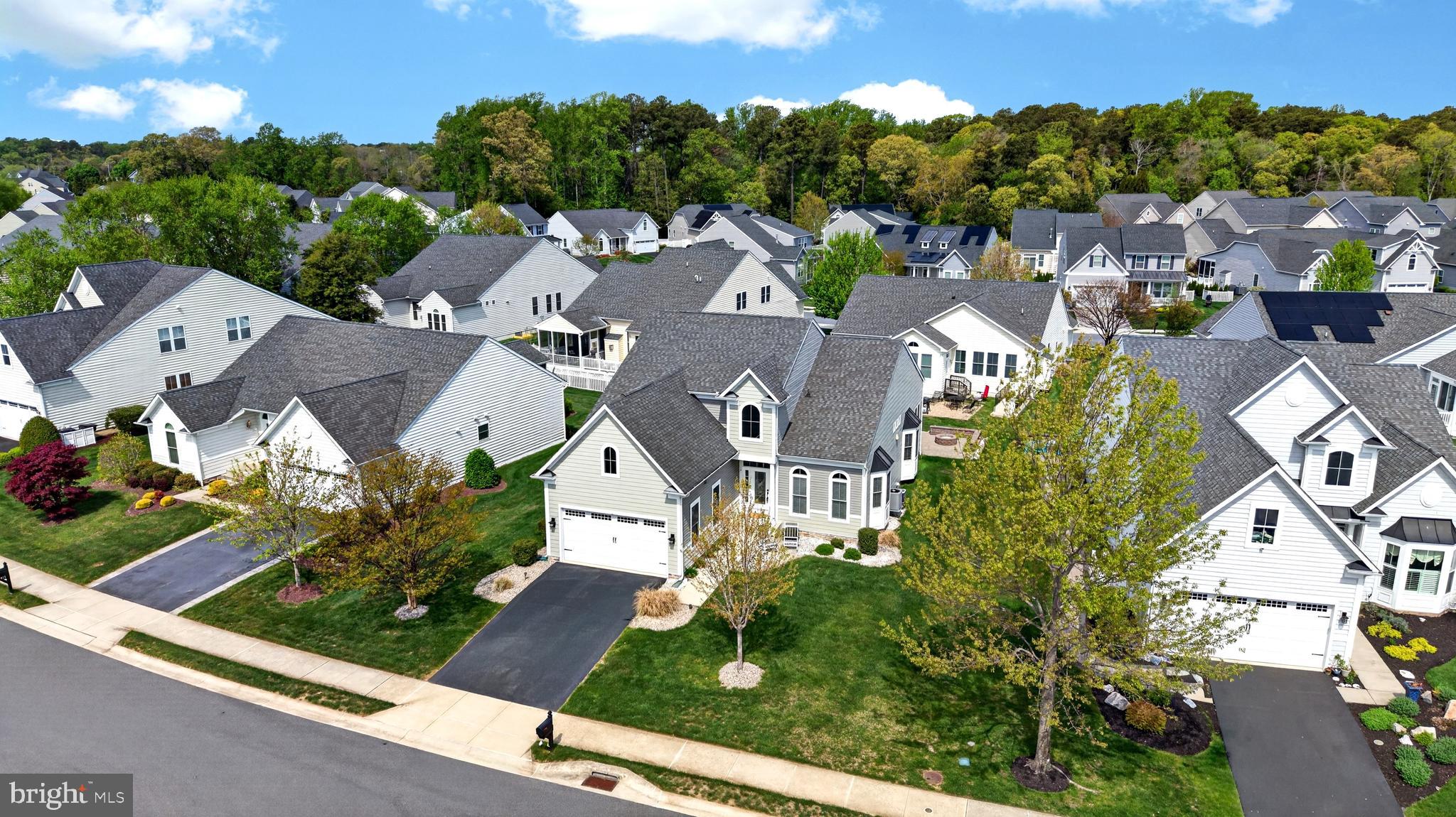 GRANDE AT CANAL POINTE - Residential