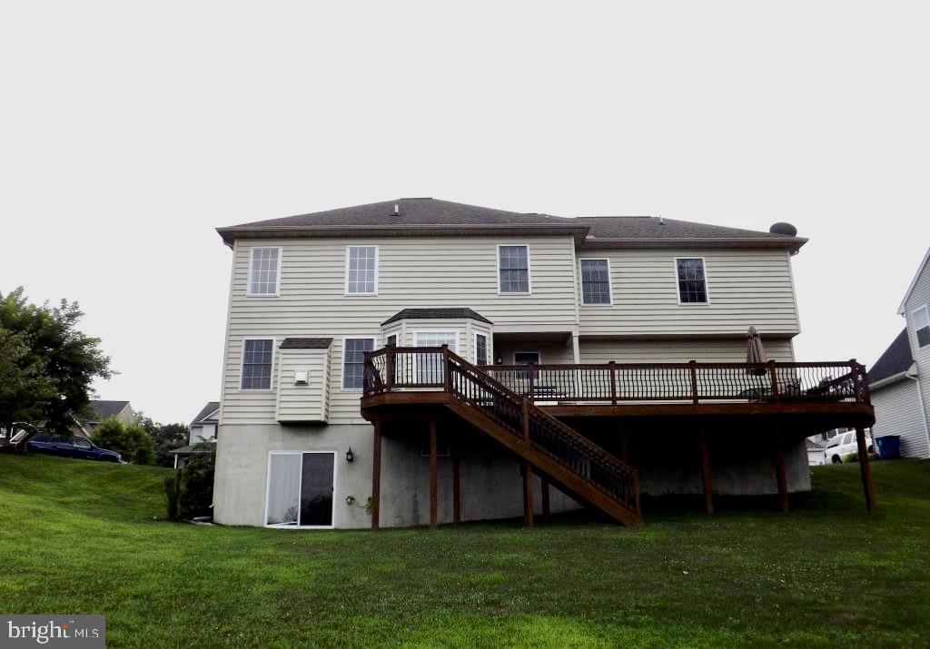 CEDAR CHASE - Residential