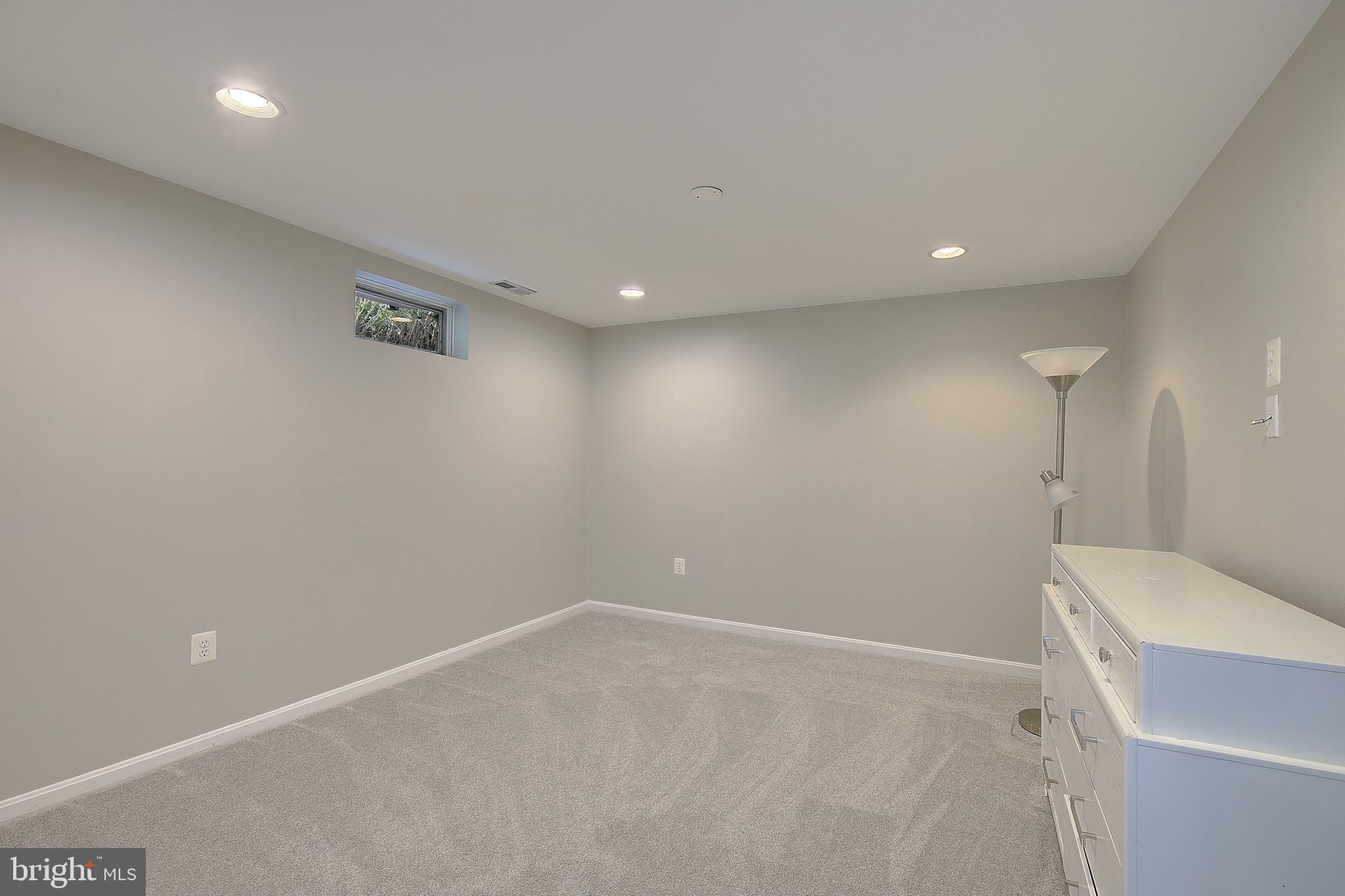 CROFTON VALLEY - Residential