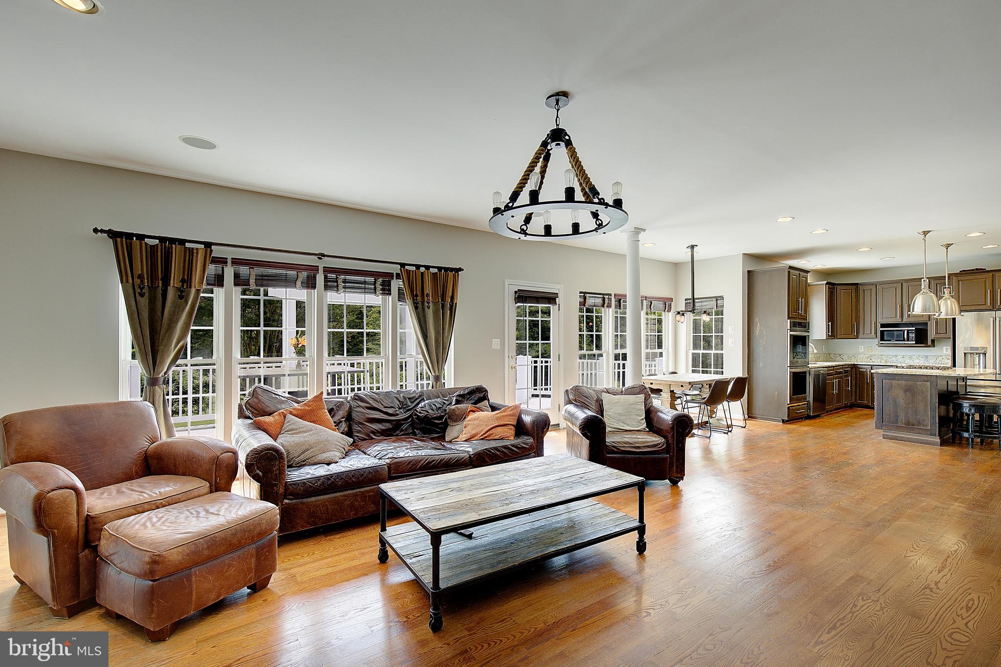 CROFTON VALLEY - Residential