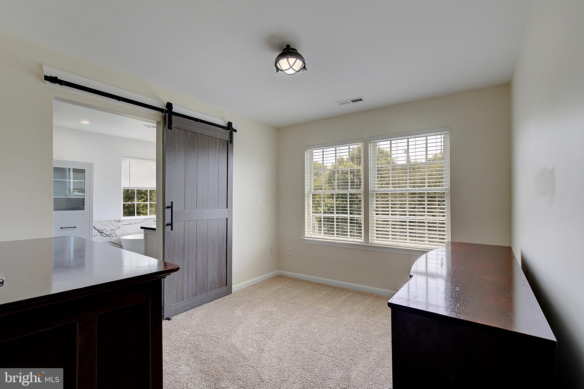 CROFTON VALLEY - Residential