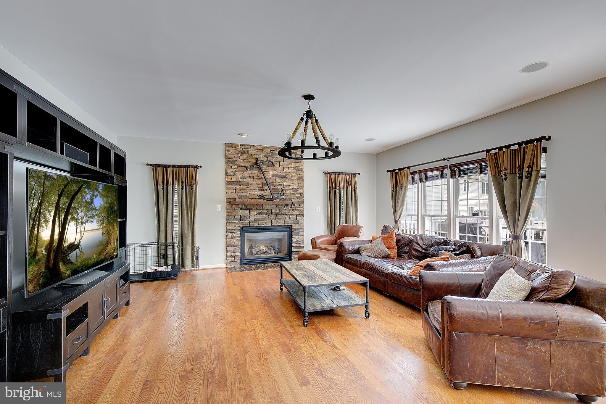 CROFTON VALLEY - Residential