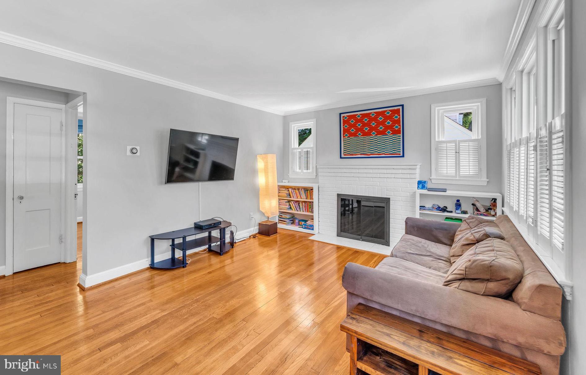 KENSINGTON - Residential
