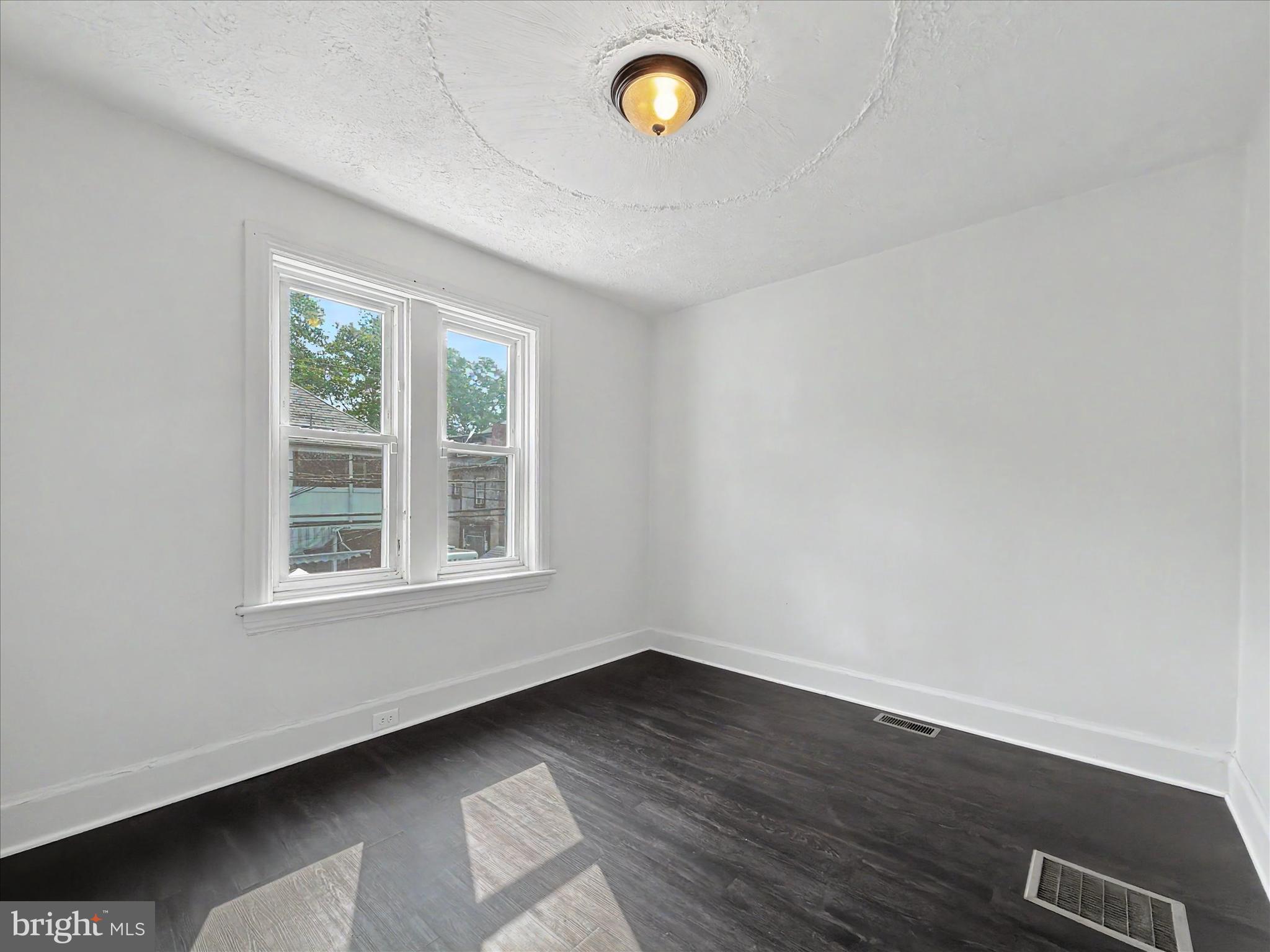 HARRISBURG CITY - Residential