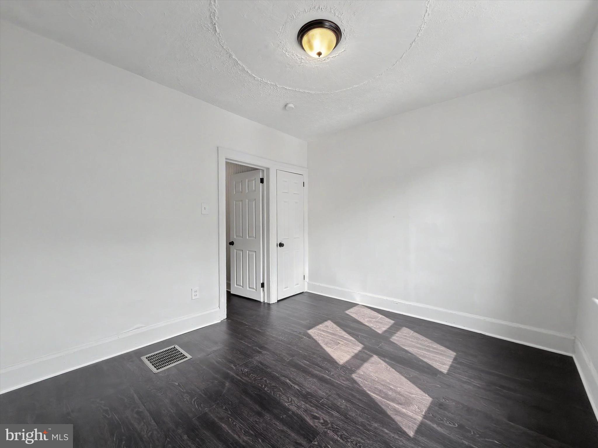 HARRISBURG CITY - Residential