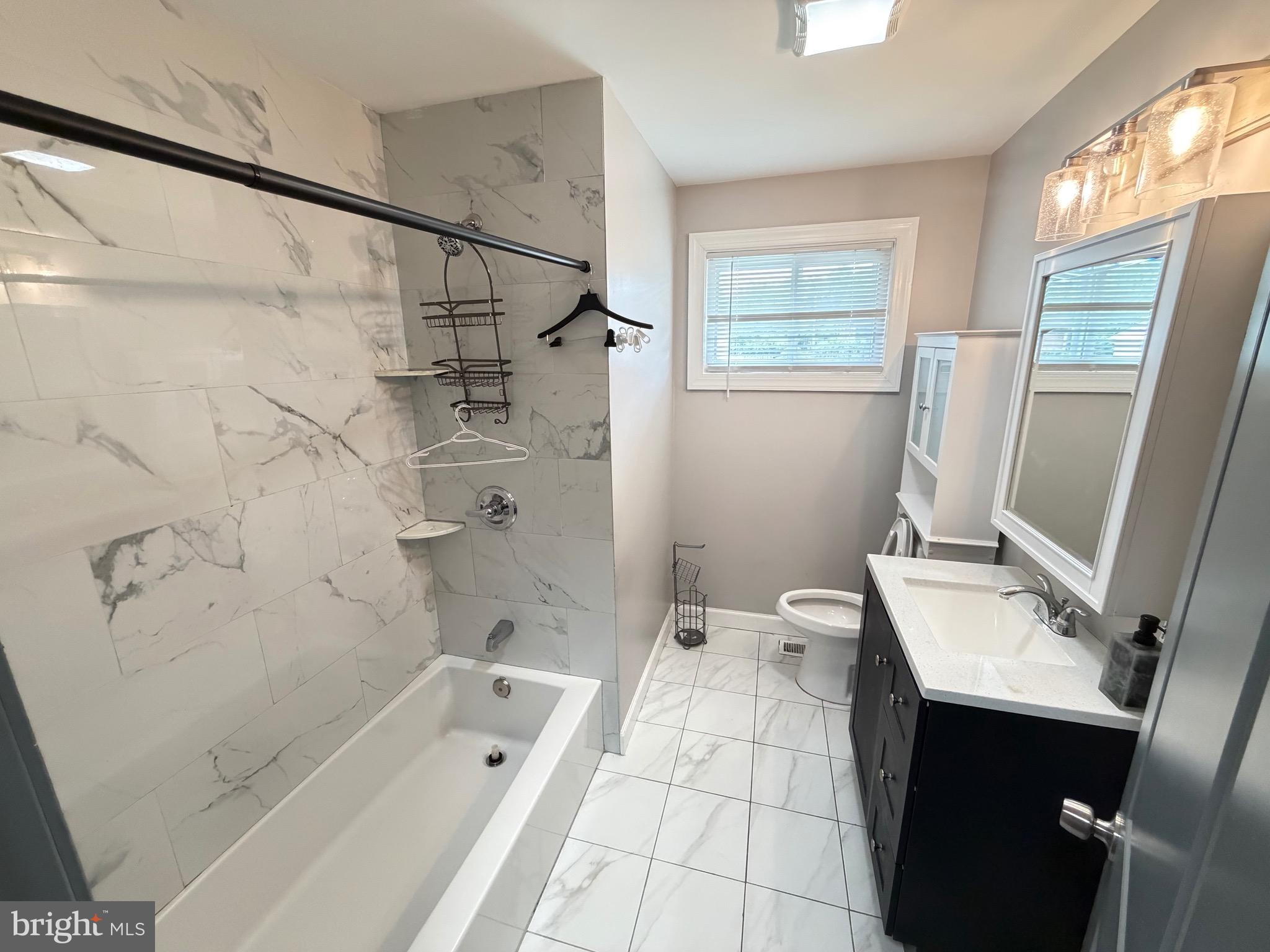 RANDALLWOOD - Residential
