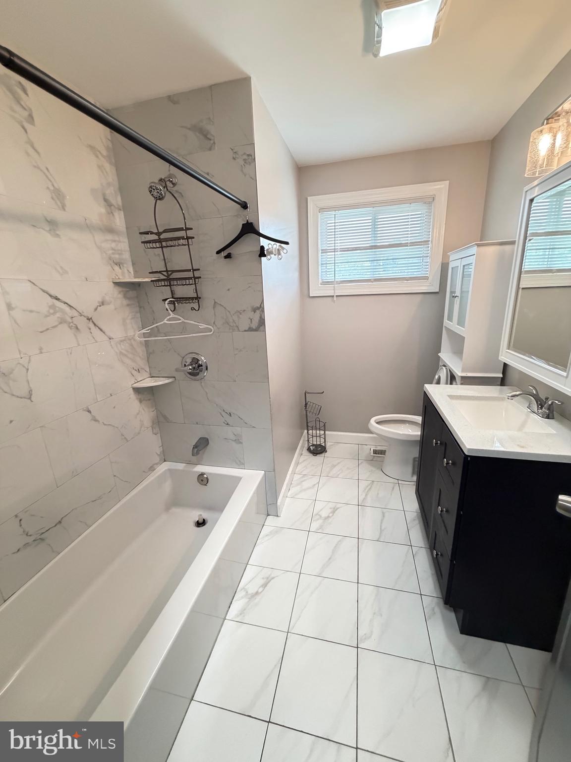 RANDALLWOOD - Residential