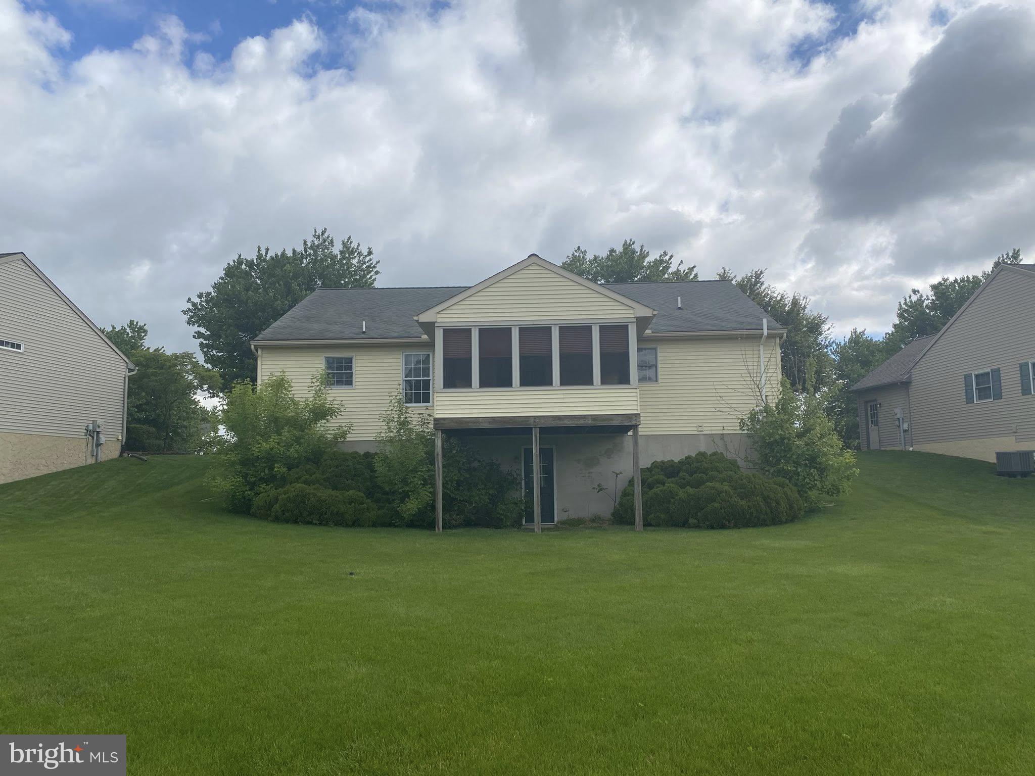 ARBOR GATE - Residential