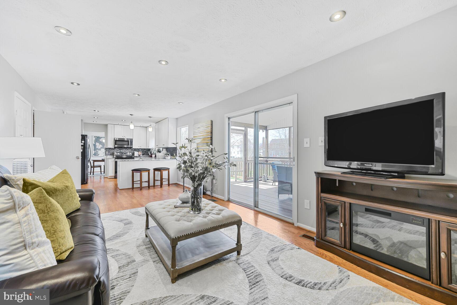 MONTEREY ESTATES - Residential