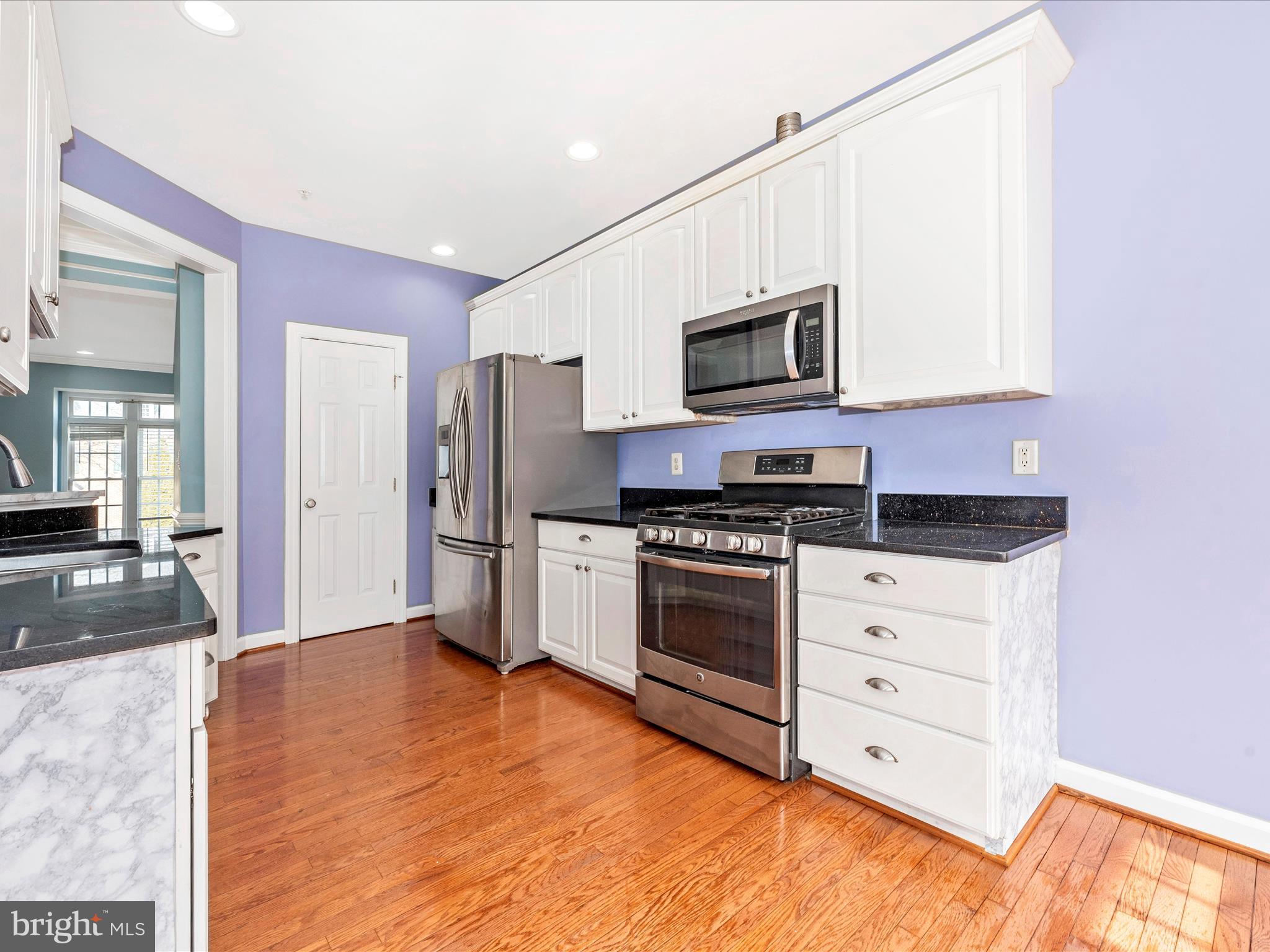 WAVERLY WOODS - Residential