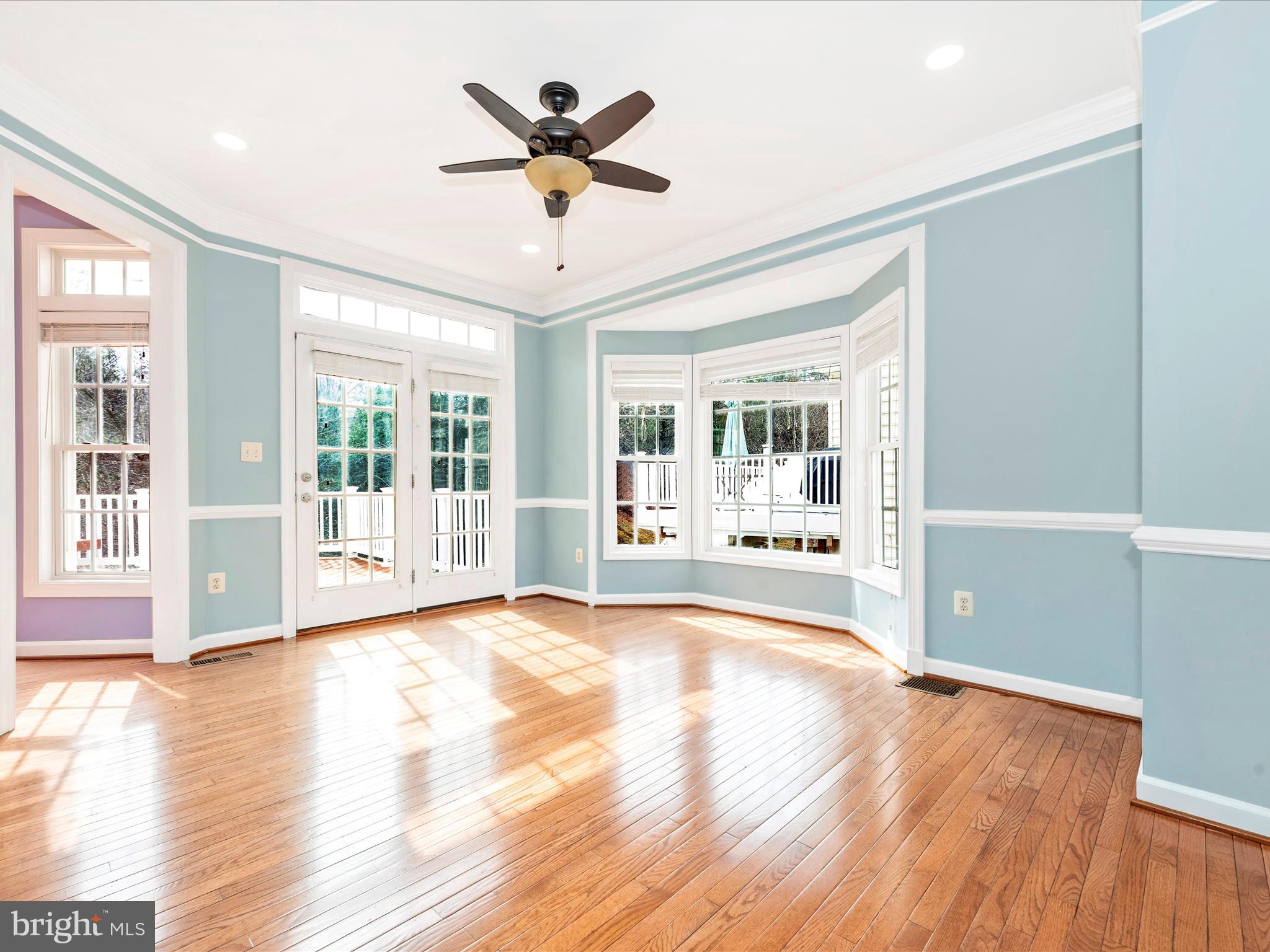 WAVERLY WOODS - Residential