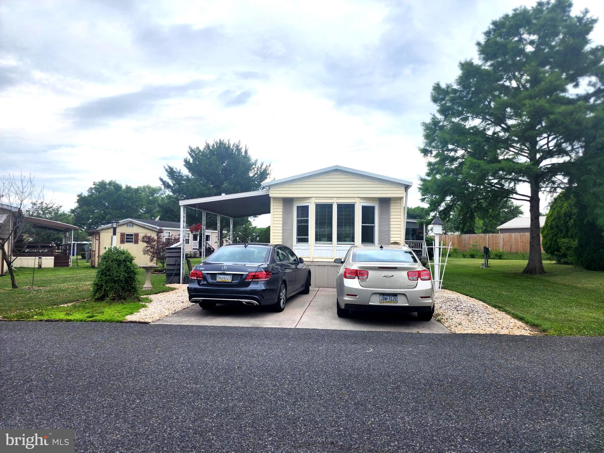LINCOLN ESTATES PARK - Residential