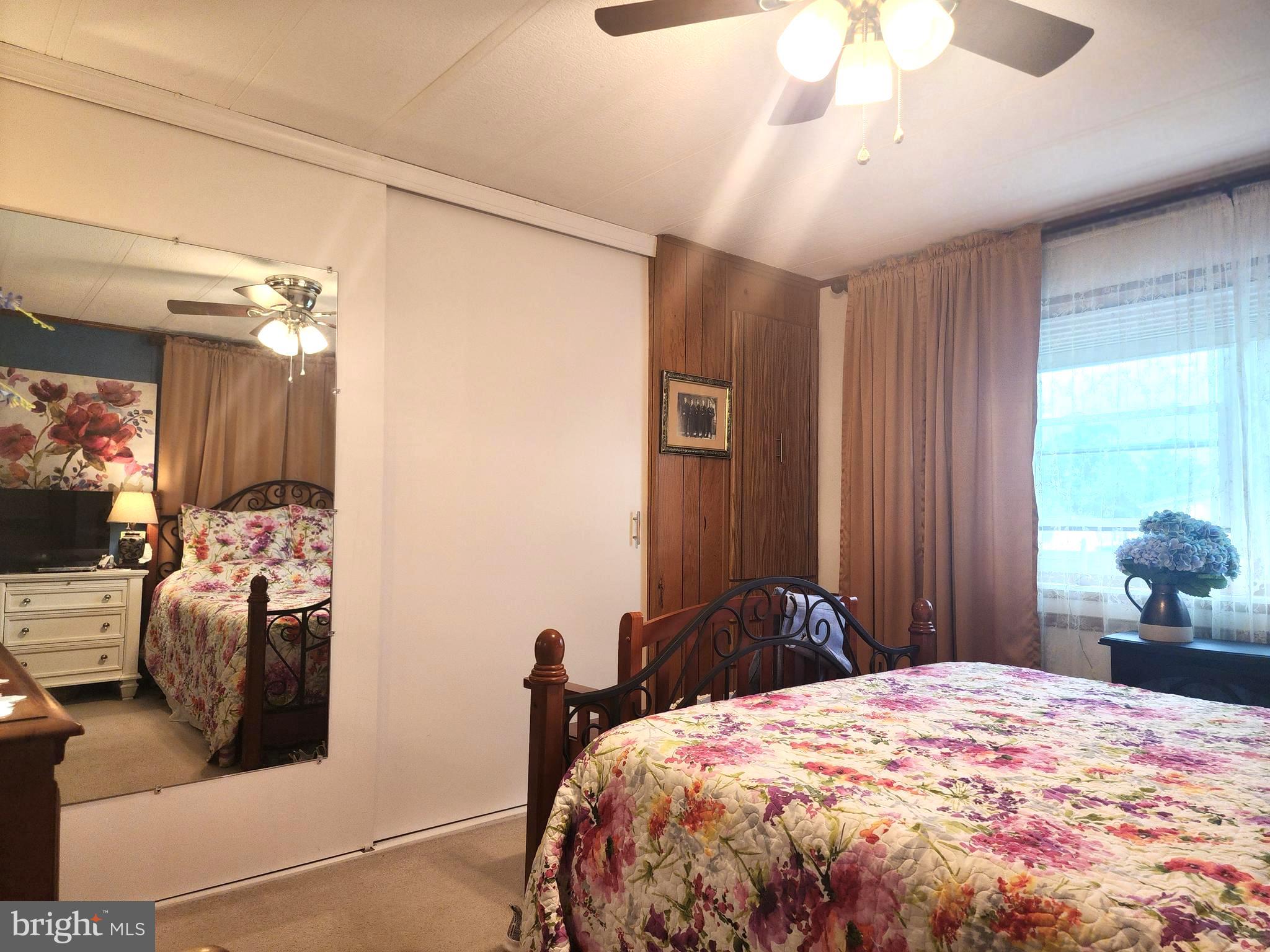 LINCOLN ESTATES PARK - Residential
