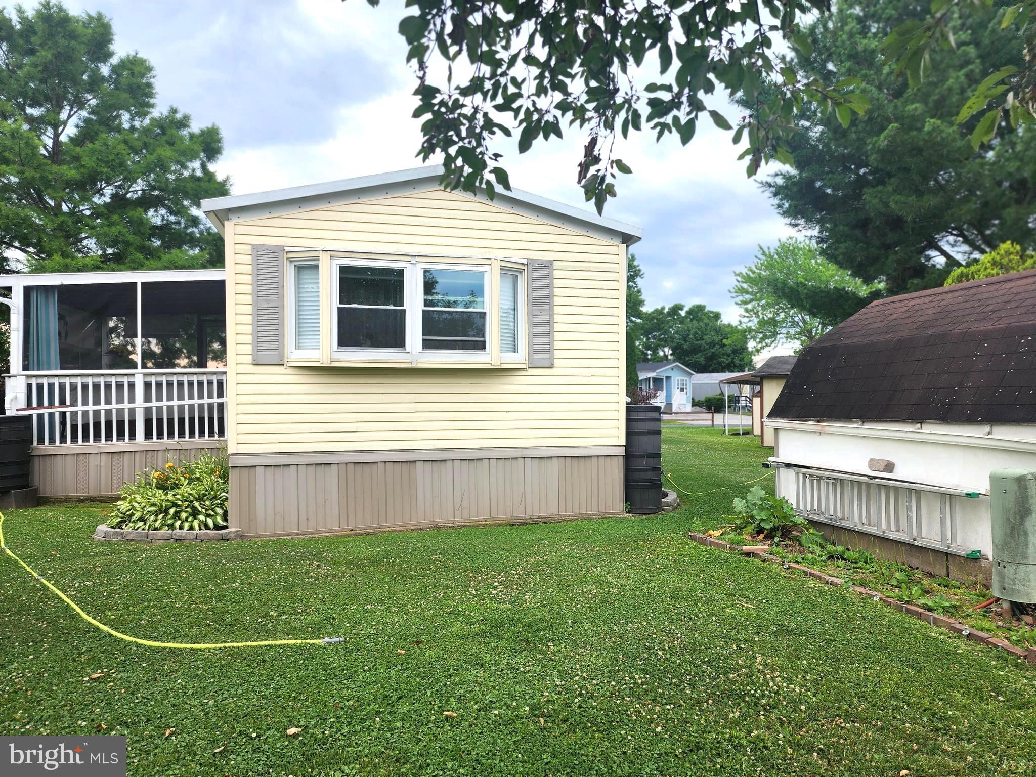 LINCOLN ESTATES PARK - Residential