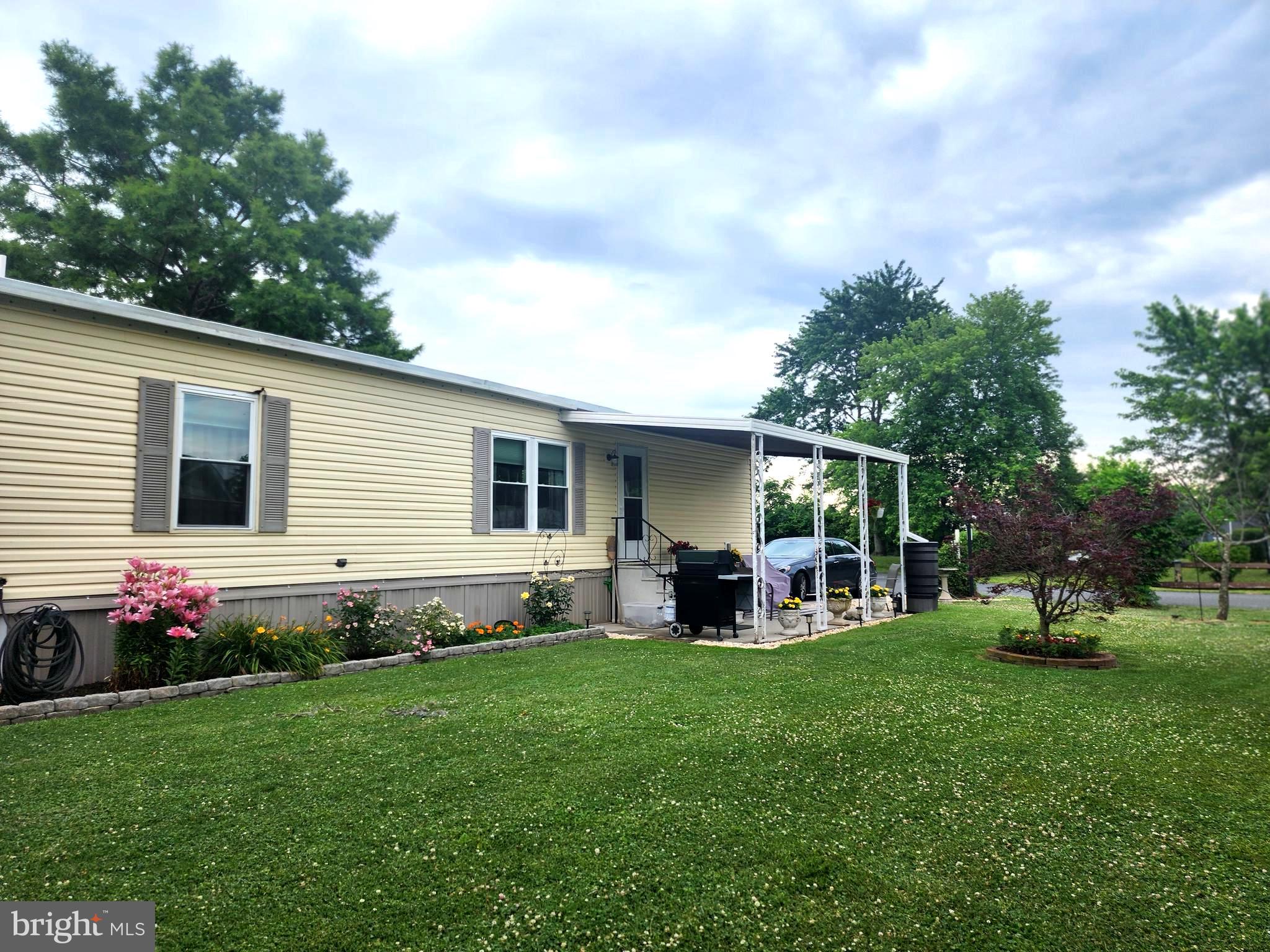 LINCOLN ESTATES PARK - Residential