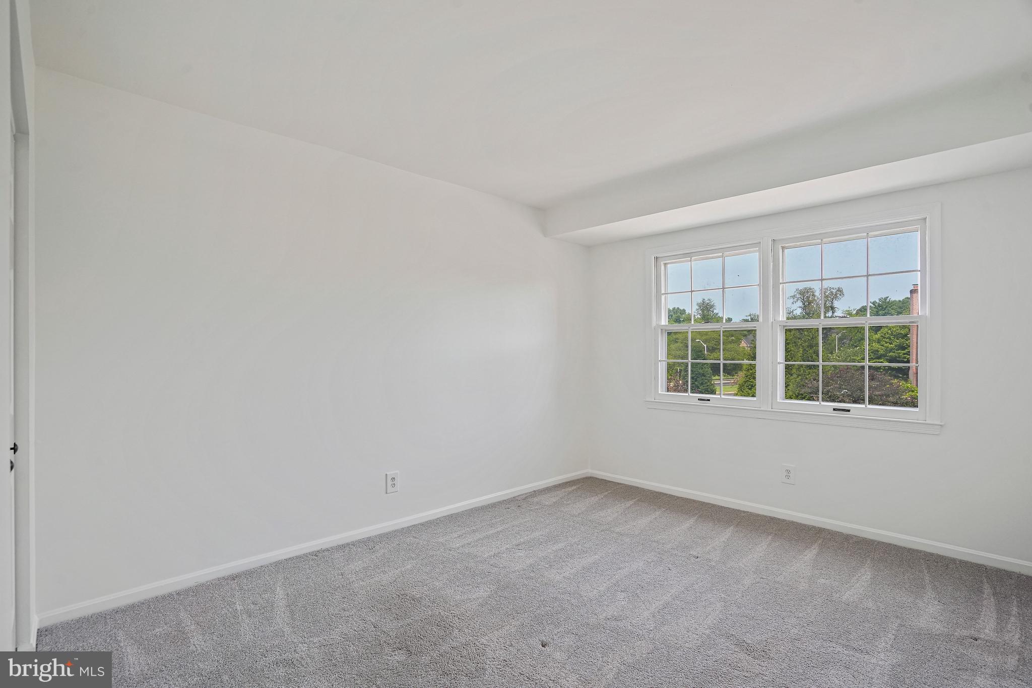 FAIRWAY ISLAND - Residential