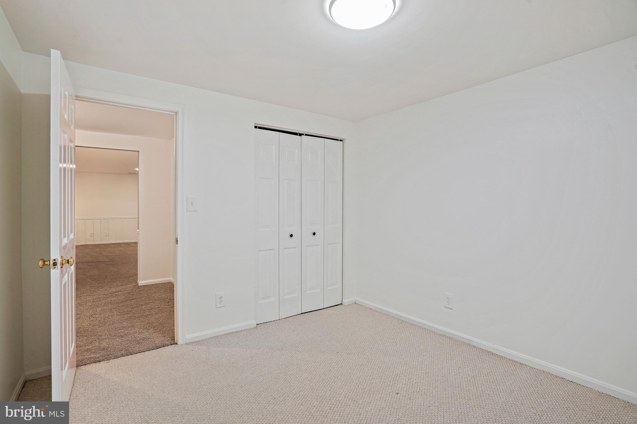 FAIRWAY ISLAND - Residential