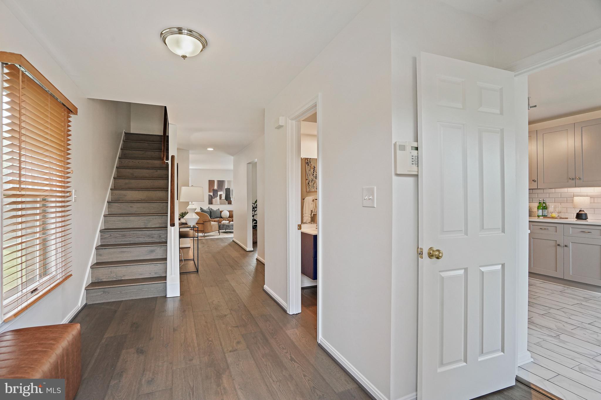 FAIRWAY ISLAND - Residential