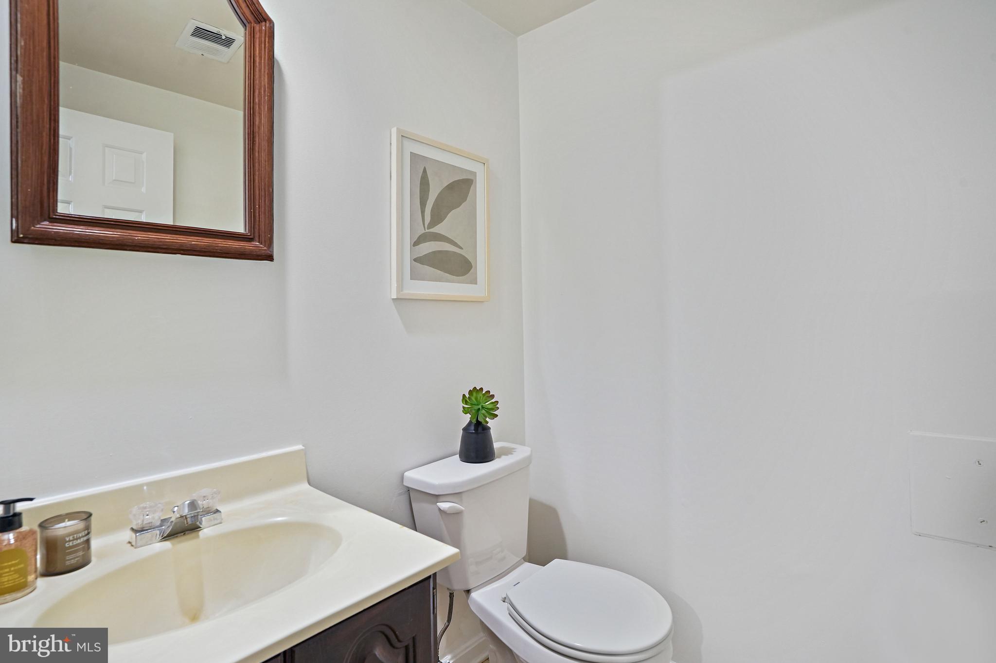 FAIRWAY ISLAND - Residential