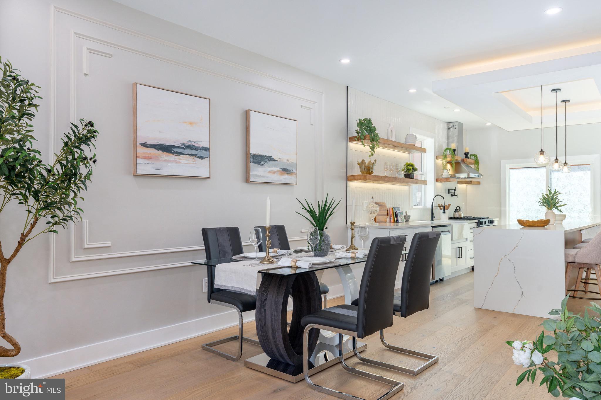 EAST KENSINGTON - Residential