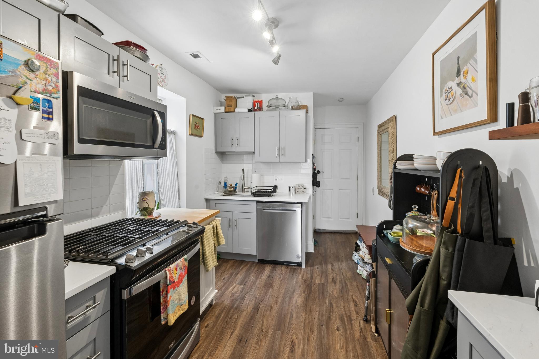 RITTENHOUSE SQUARE - Commercial Sale