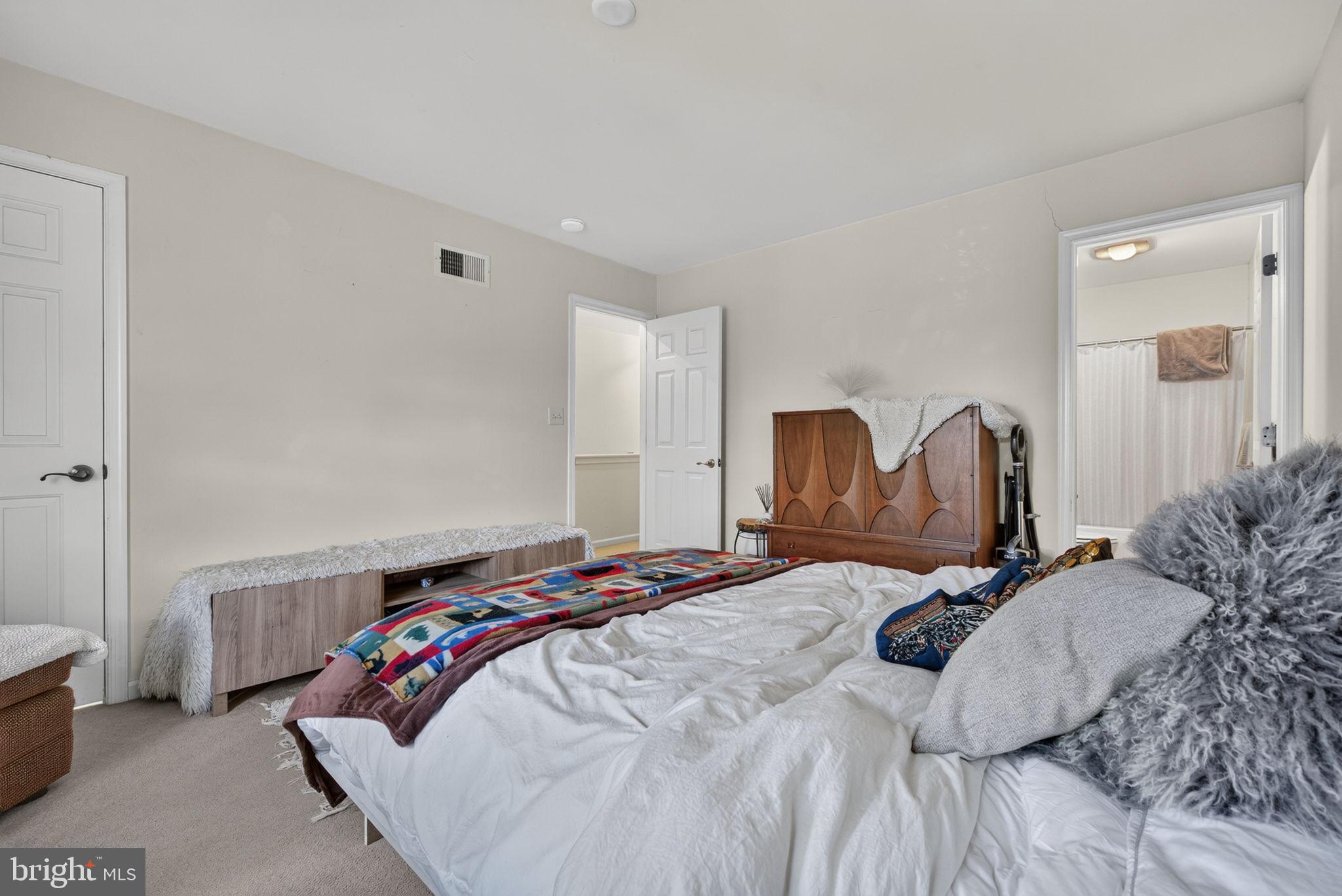 CROSSGATES - Residential