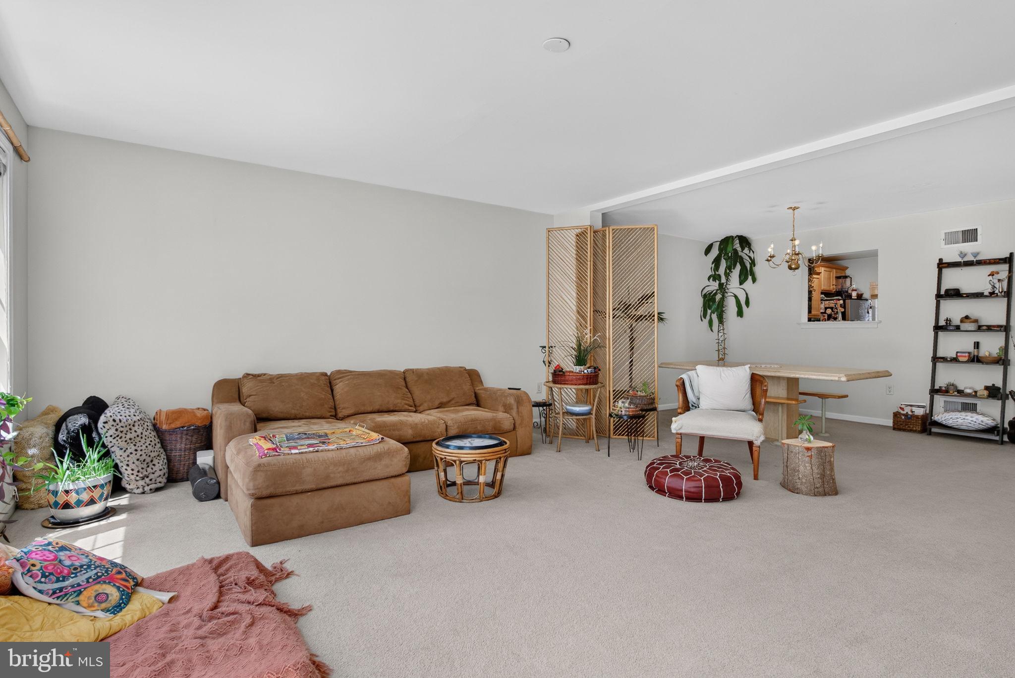 CROSSGATES - Residential