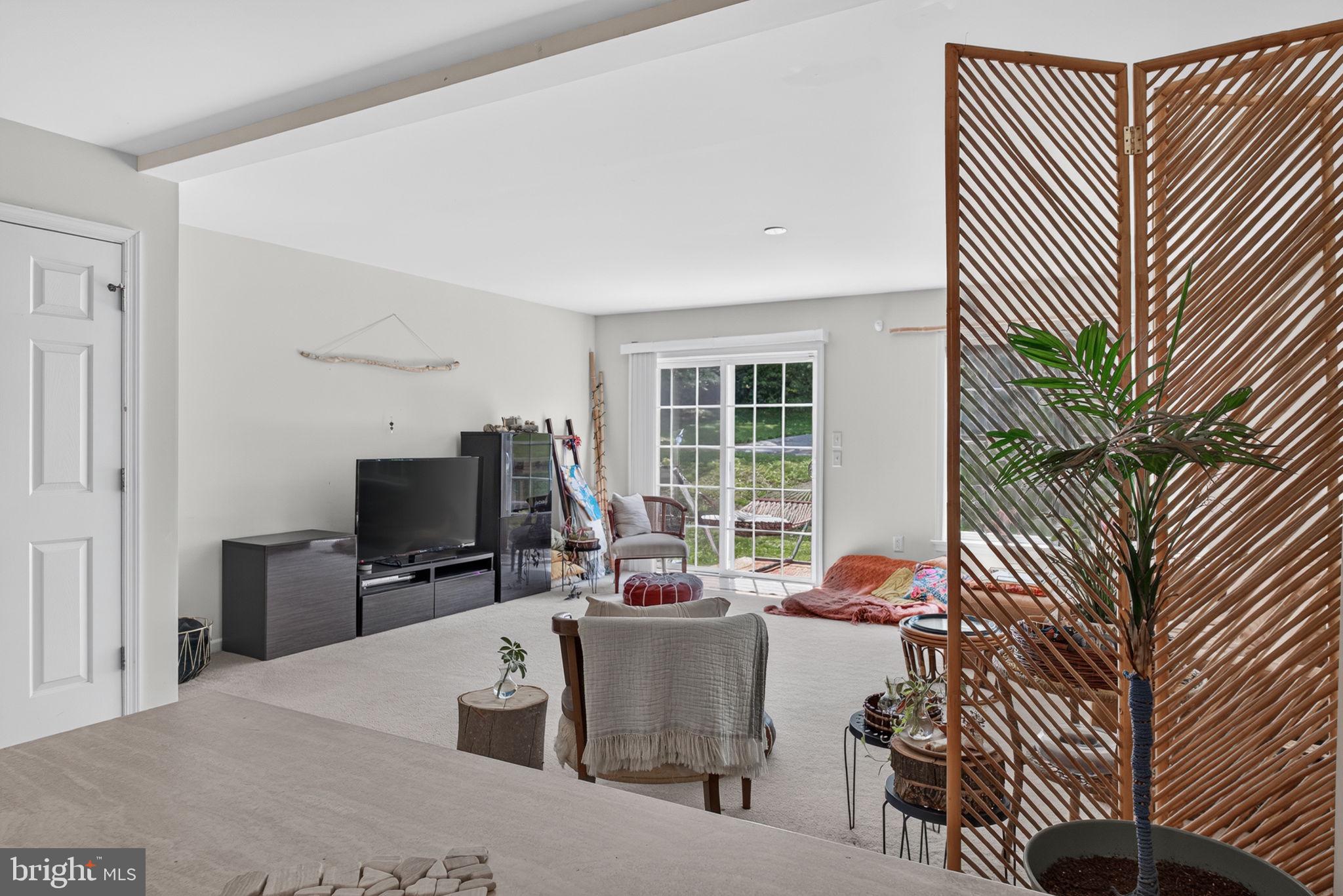 CROSSGATES - Residential