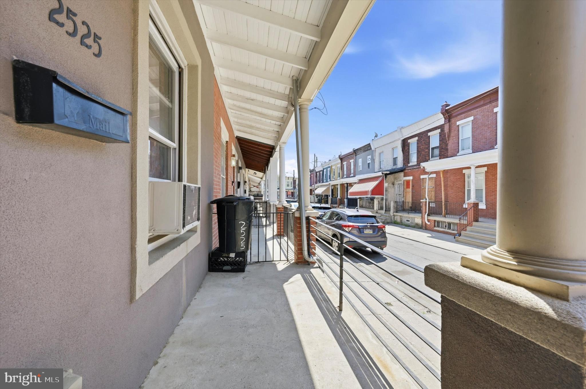 STRAWBERRY MANSION - Residential