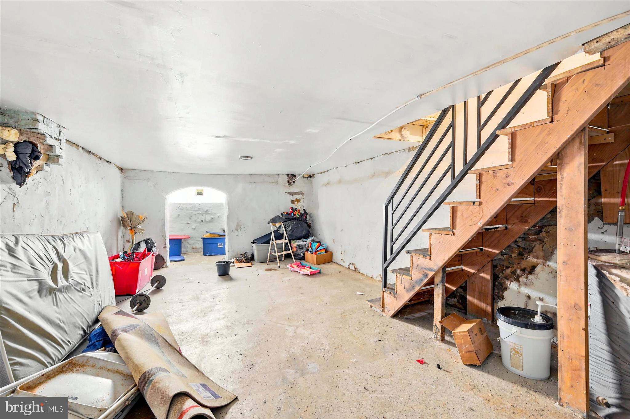 STRAWBERRY MANSION - Residential